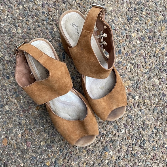 Jeffrey Campbell Chunky Heeled Shoes Tan Suede “Umeko” Buckle Detail 7.5 - Picture 4 of 9